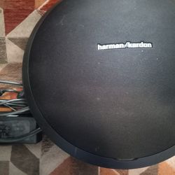 Harmon Kardon Onyx Bluetooth Speaker