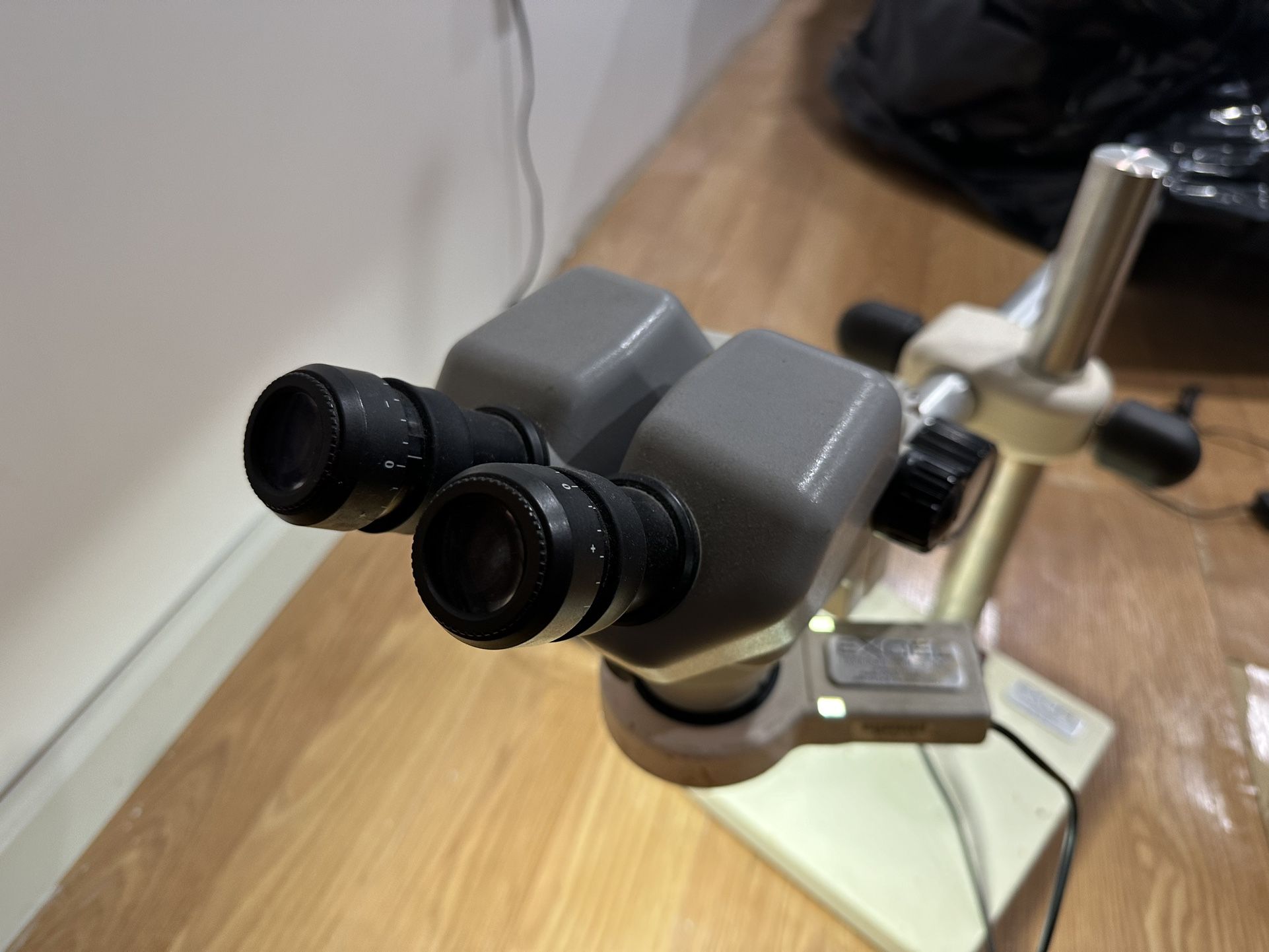 Nikon SMZ645 Stereo Zoom Microscope With Stand And Light