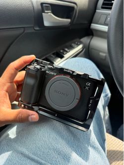 Sony A7C, Sony camera, camera rig cage