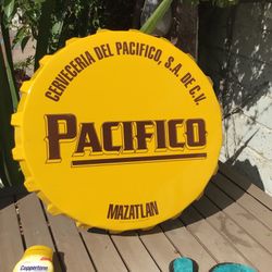 Pacifico Tin Cap Sing $20