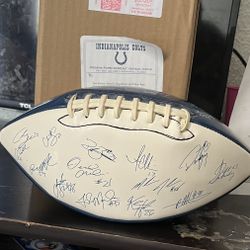 Signature Football Indiana Colts
