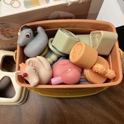 Brand New Montessori Educational Baby Toy Set