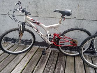 1 Very Nice Rhino Mountain bike