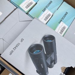 Brand New Compact Binoculars For Sports Events And Concerts