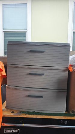 Plastic drawers
