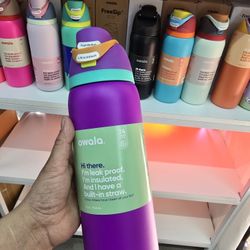 32oz Water bottle 
