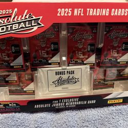 Football Card / 2025 Absolute Jumbo Memorabilia Card 