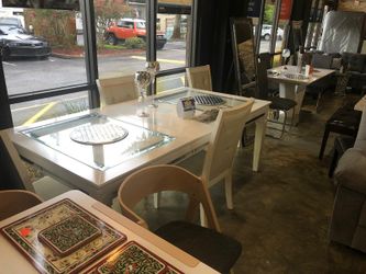 White Dining Table with Leaf