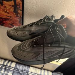 Adidas Ozelia (size 13)