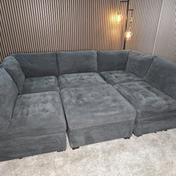 Thomasville Tisdale Modular Sectional 6-piece Dark Gray with Storage Ottoman Veriety Configeration