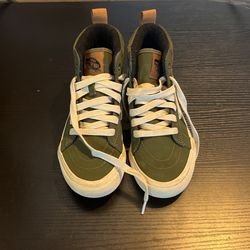 Kids Vans MTE Size 2
