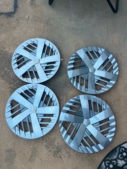 2027 Nissan Sentra hubcaps- 16 inch