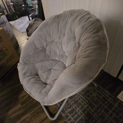 Folding Saucer Chair