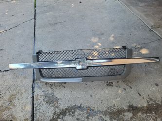 2003 - 2005 Chevy Grill