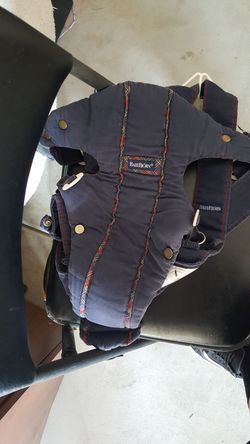 Baby bjorn carrier