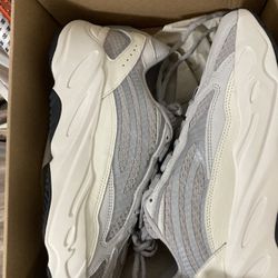Adidas Yeezy 700v2 Static