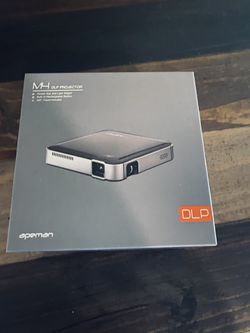 Projector And Projector Screen