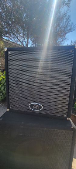 Ampeg BSE 410H 200-watt bass speaker cabinet