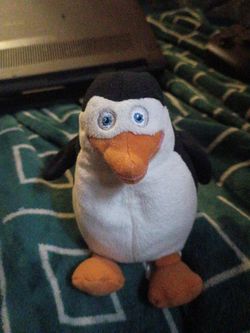skipper penguin