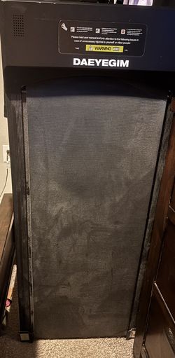 Daeyegim Walk While You Work Treadmill With Remote