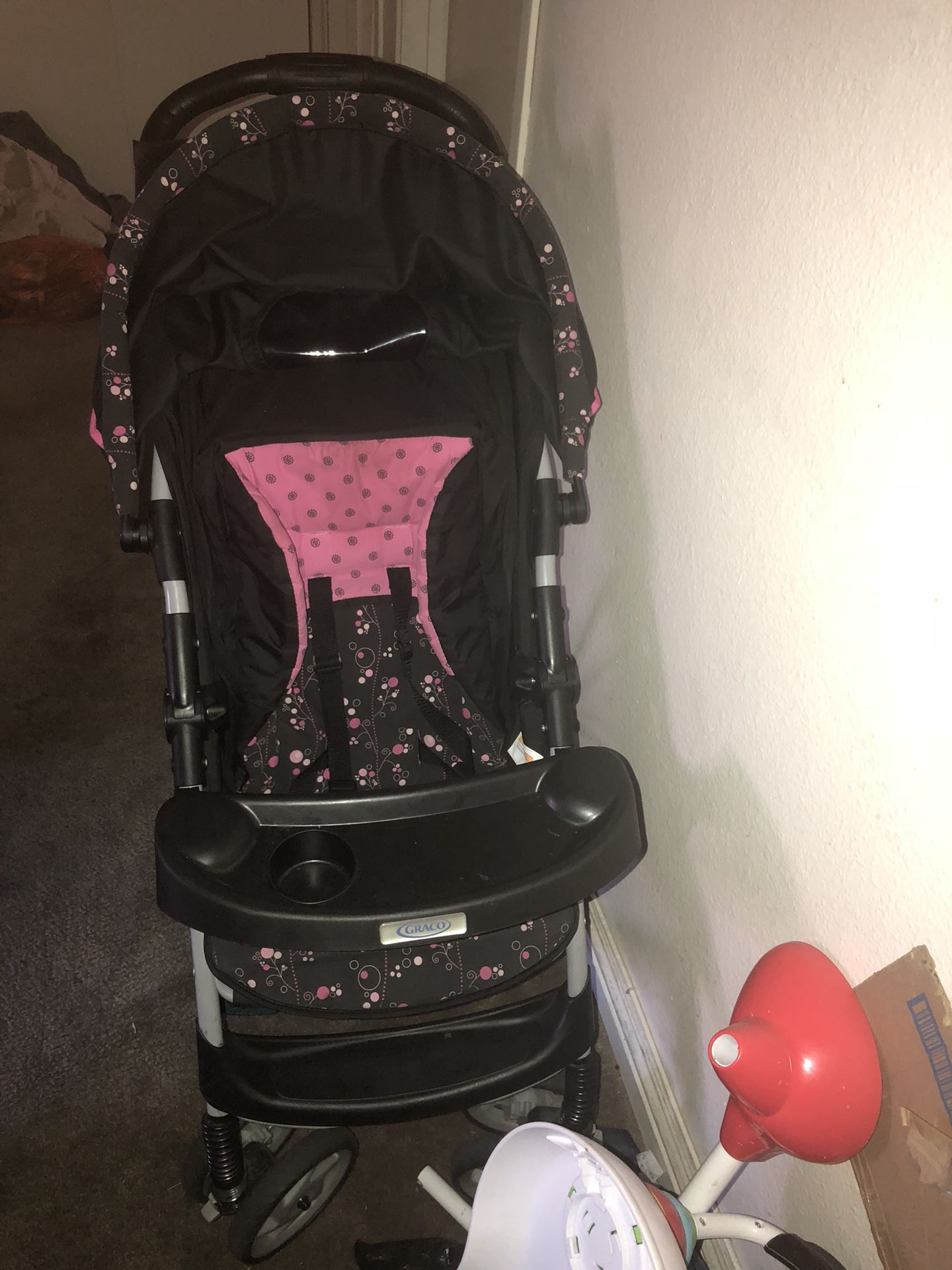 Baby girl stroller with car seat