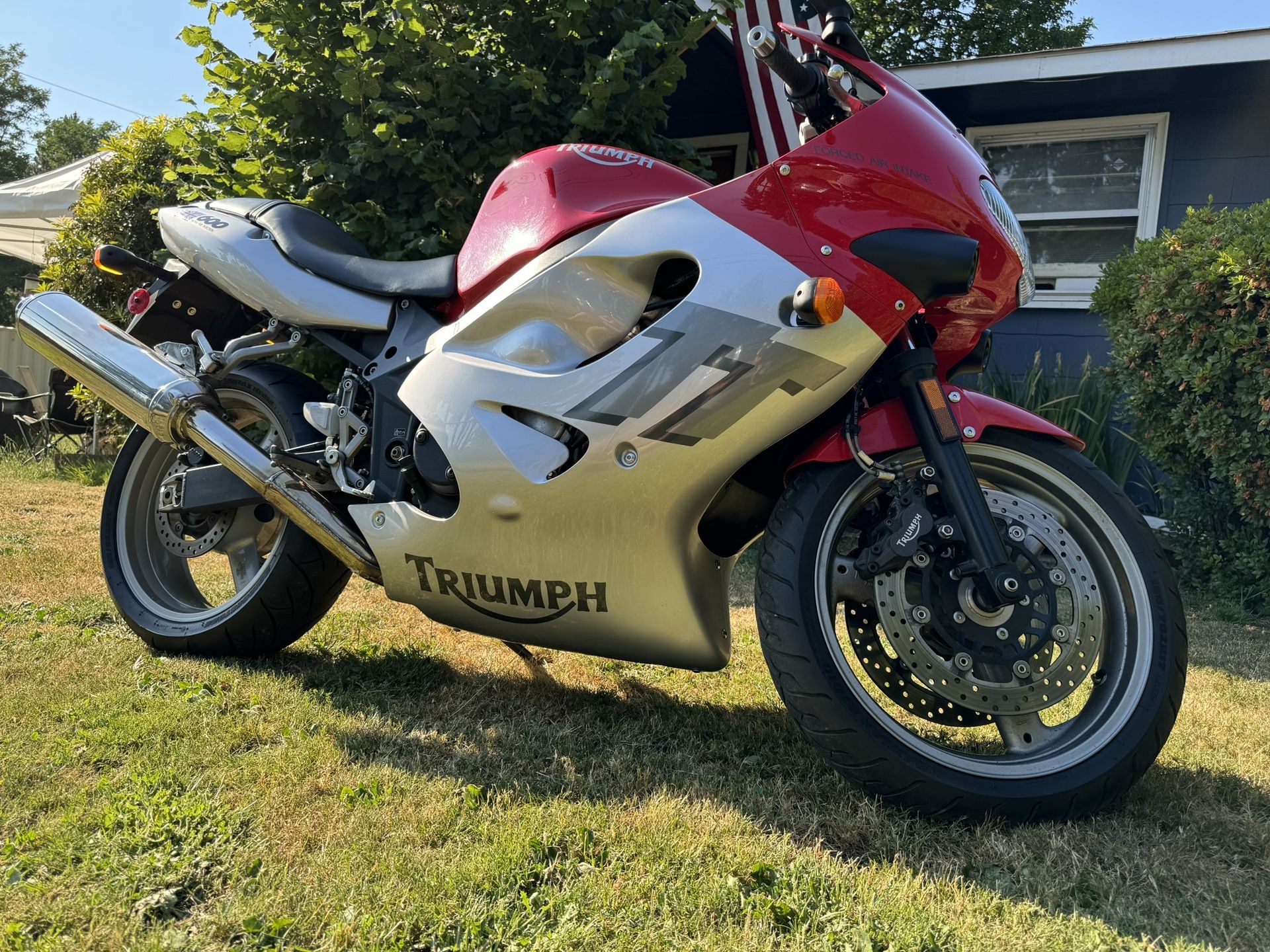 2000 Triumph TT 600
