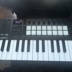 Novation LaunchKey Mini 25 MK4