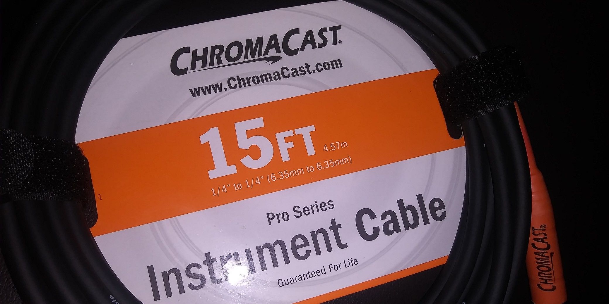 Instrument cable chromacast