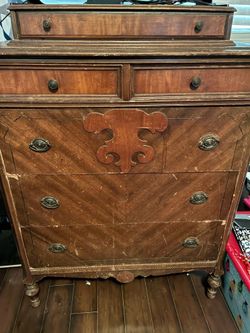 Wooden dresser