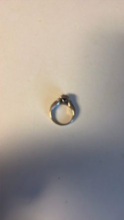 Size 7 diamond ring