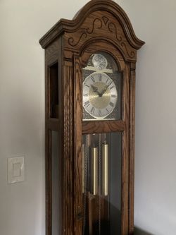 Tempus Fugit Howard Miller Barwick Grandfather Clock 