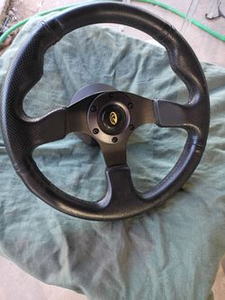 Racing steering wheel