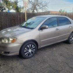 Vendo Toyota Corolla 2003
