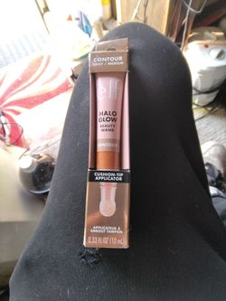E.l.f.  halo glow beauty wand