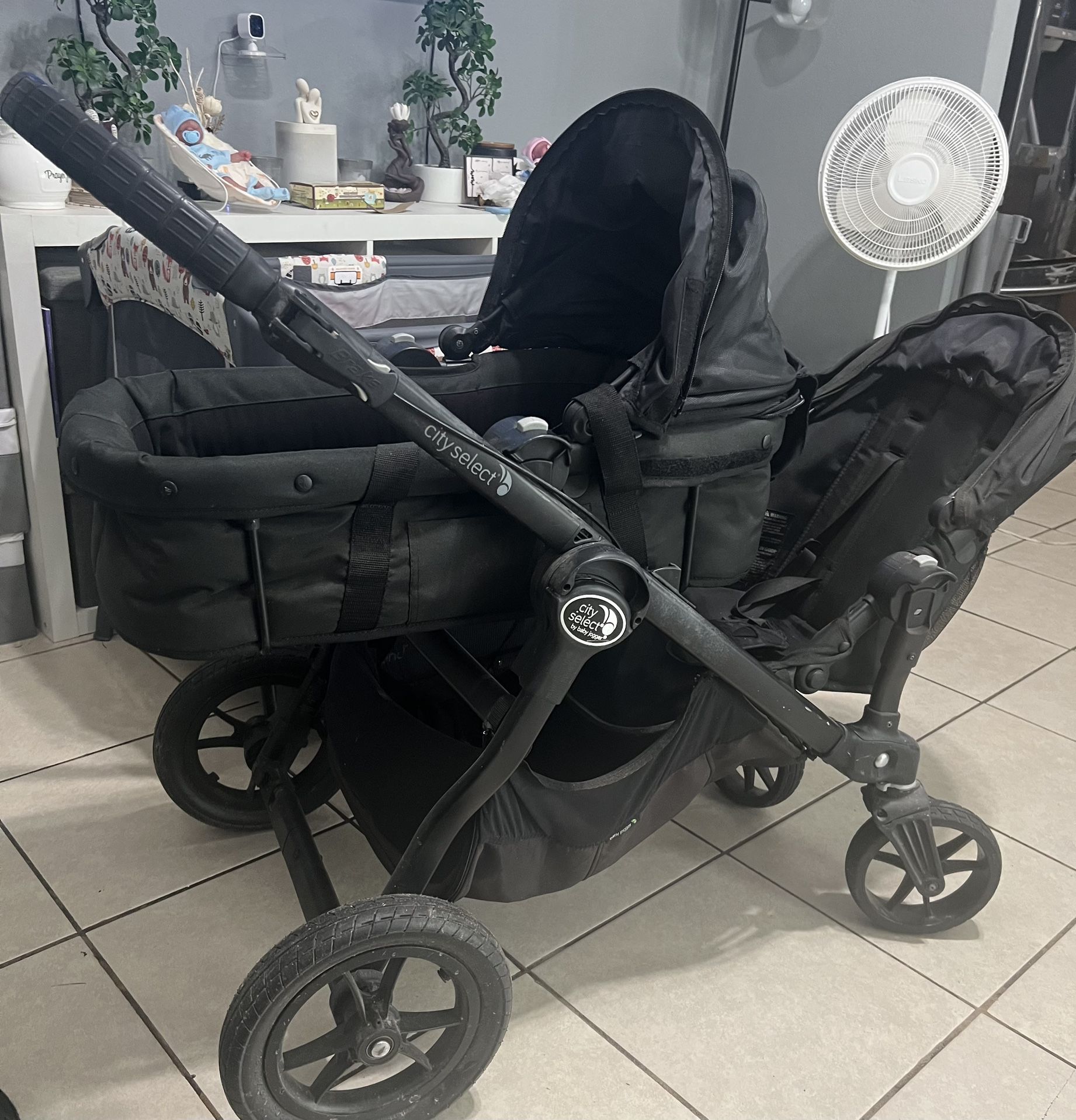 City Select Jogging Double Stroller Baby Stroller 2 Seat.