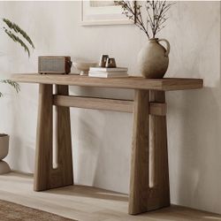 Simple Style Entry Table Brand New 