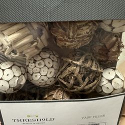 Vase Filler