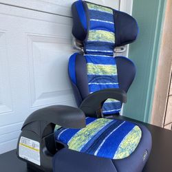 Booster - Car Seat • In New Condition •