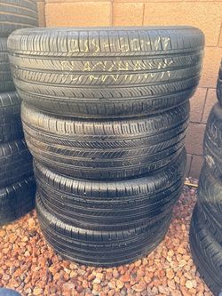 235-60-17 BLACKHAWK STREET-H SET (4)