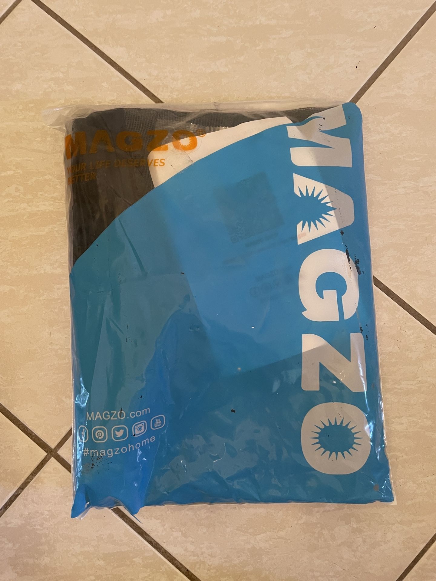 MAGZO Magnetic Screen Door Fit Door Size 38 x 99 Inch Gray - NIB