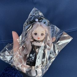 Doll Keychain 