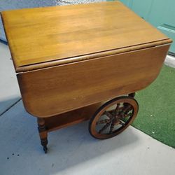 Beautiful Vintage Tea Cart  Only $35