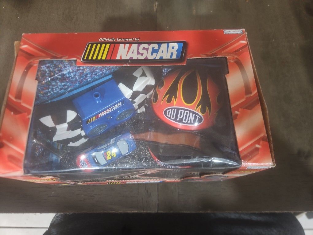 Jeff Gordon 1/64 Scale Remote Car And Helmet.