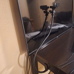 Logitech C922 Webcam And Support Arm