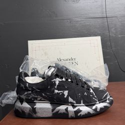 Alexander Mcqueens US10 MENS