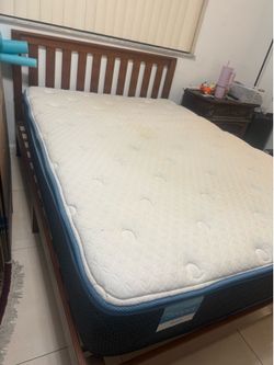 Full size bed mattress & frame