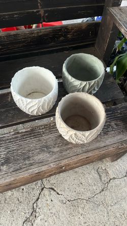 Small Ceramic Decorative Pots Trio For $10