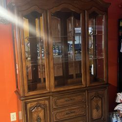 Vintage China Cabinet/Hutch