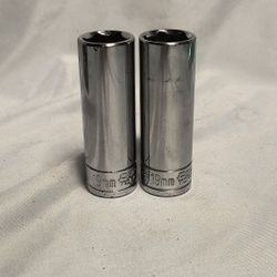 Power Torque Two-piece 1/2-in Drive 18mm & 19mm 6 Point Deep Sockets 3 Inch