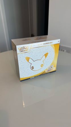 Pokemon 30th anniversary etb